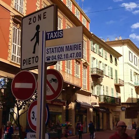 Welcome In The Cozy Blue Nest Pedestrian Menton Exterior photo